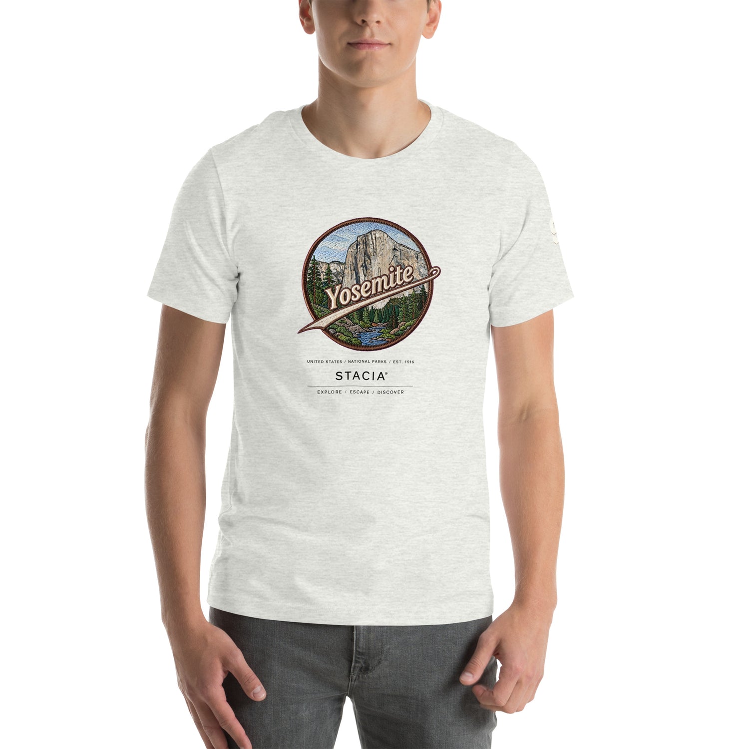 USA Parks T-Shirt Yosemite - STACIA graphic streetwear - front view